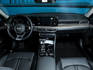 Kia K5 Luxe 2.5 AT