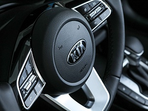 Kia Cerato Luxe 2.0 AT