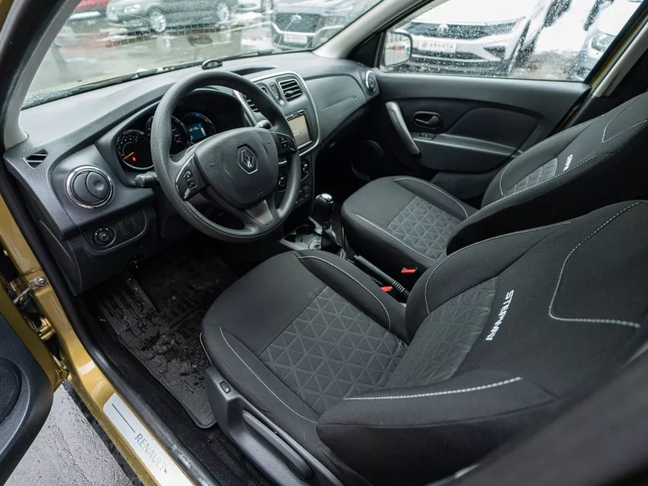 Renault Sandero Stepway 2016