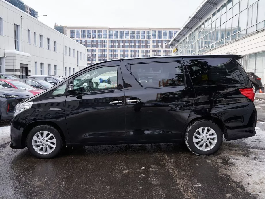 Toyota Alphard 2014