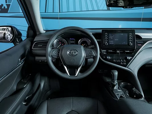 Toyota camry 2021 blue classic