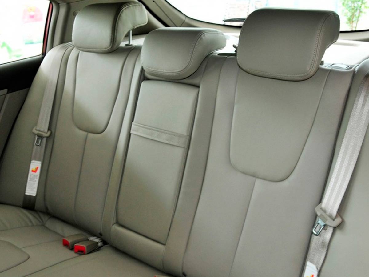 Emgrand EC7 Хэтчбек