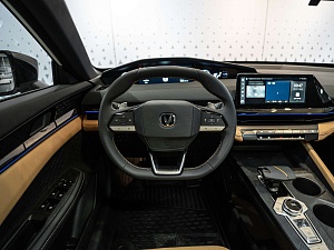 Changan UNI-V Люкс 1.5 AMT