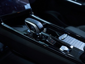 Atlas Люкс 2.0 AT