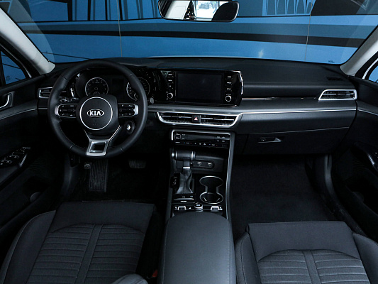 Kia K5 Comfort 2.0 AT 150 л.c. авт. бензин