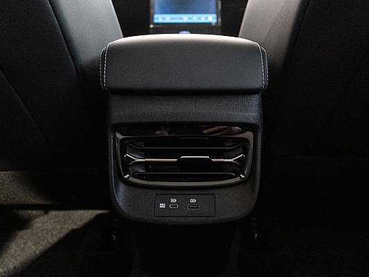 Dongfeng Mage Progressive 1.5 AMT Silver Black