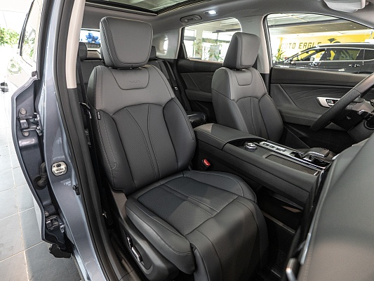 Dongfeng Huge Executive 1.5 AMT Silver Black