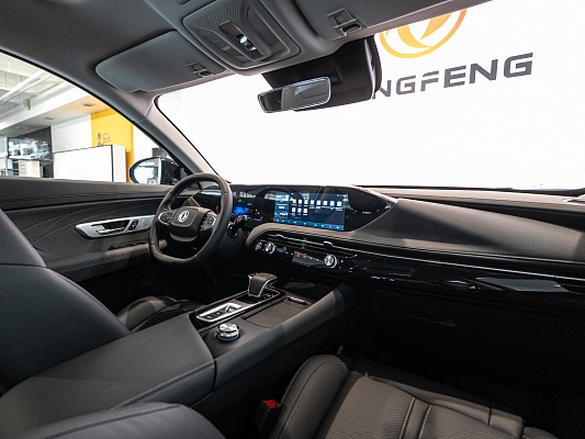 Dongfeng Huge Executive 1.5 AMT Silver Black
